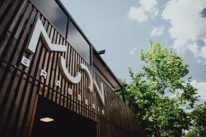 moon brasserie