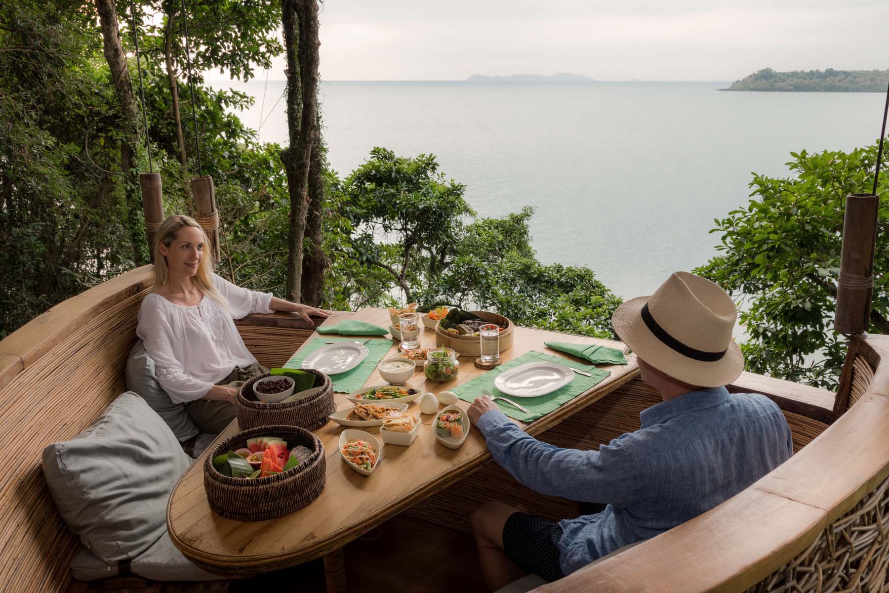 restaurant in copac 1