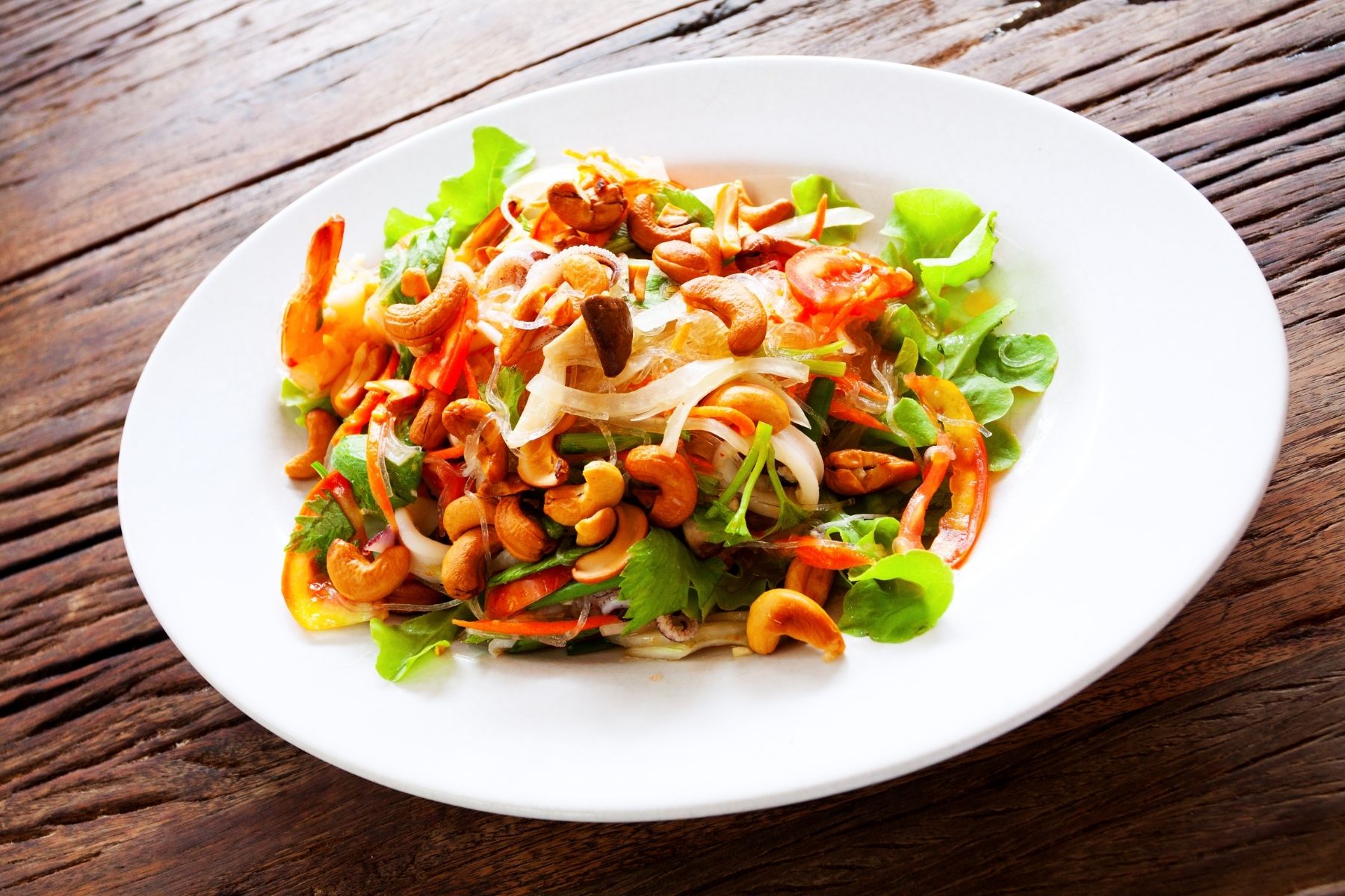 salata-thai