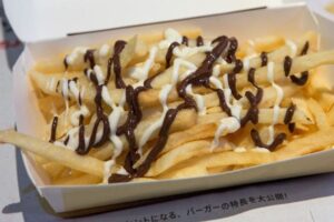 deserturi ciudate chocolate french fries