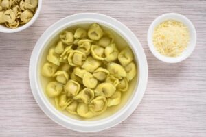 tortellini in brodo